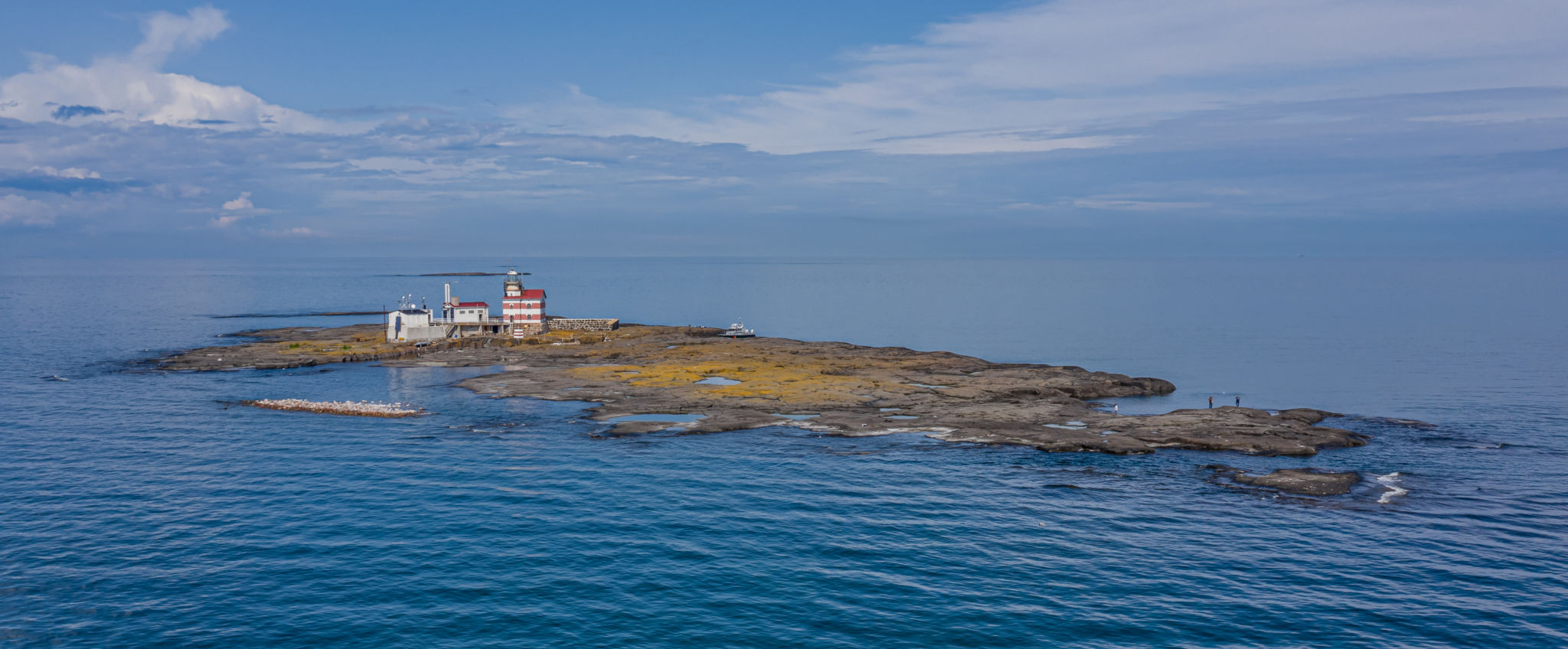 Flygbild över Märkets fyr