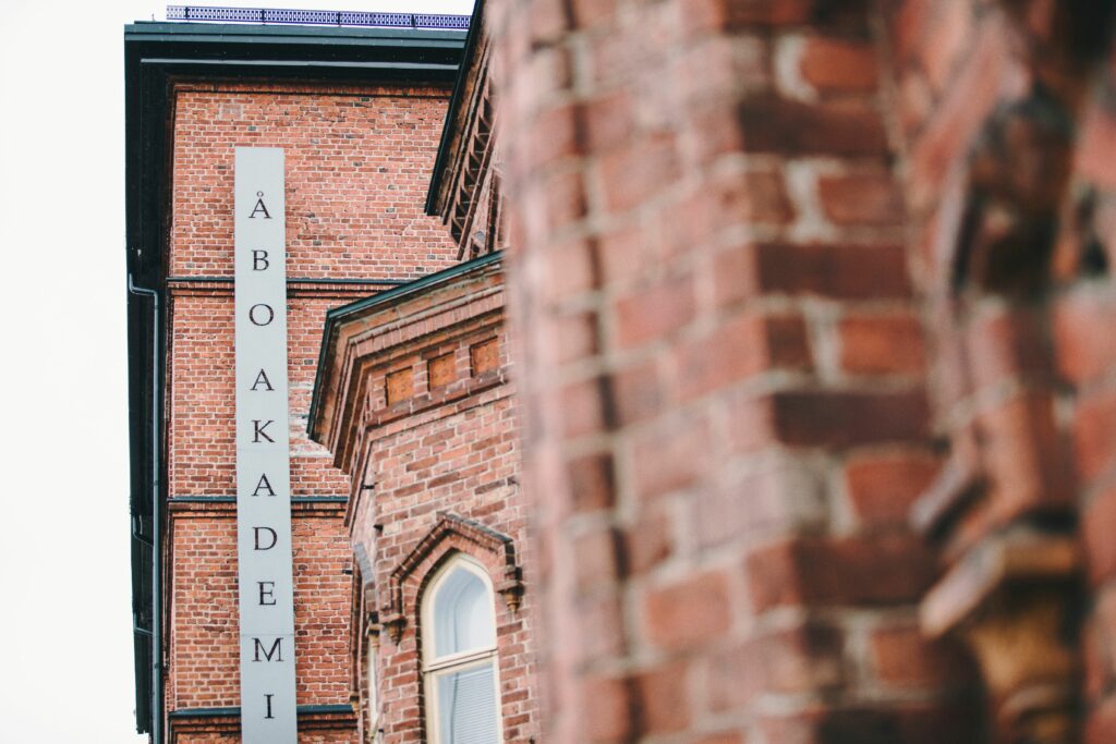 Academills fasad.