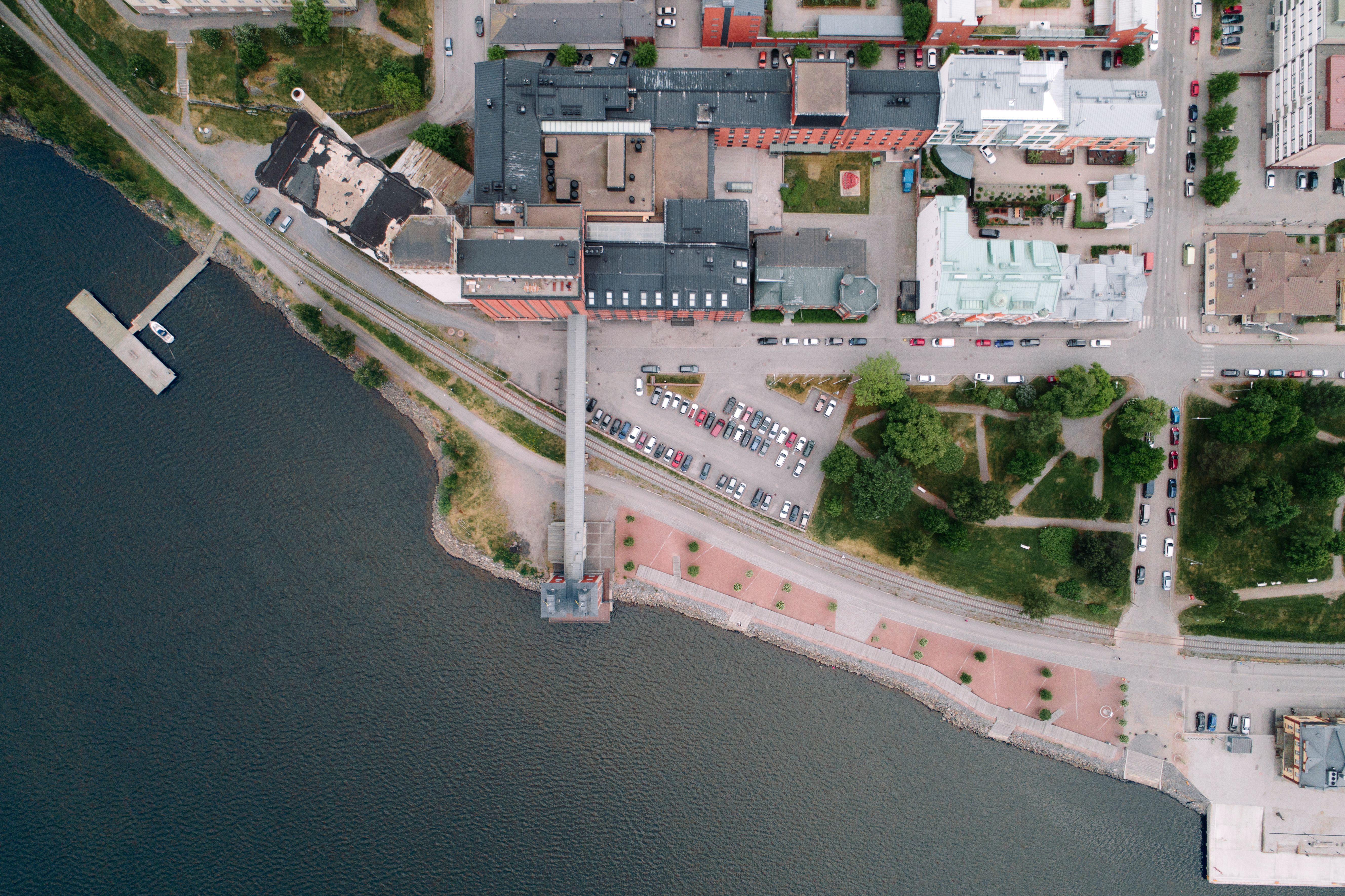 Flygbild på Academill.