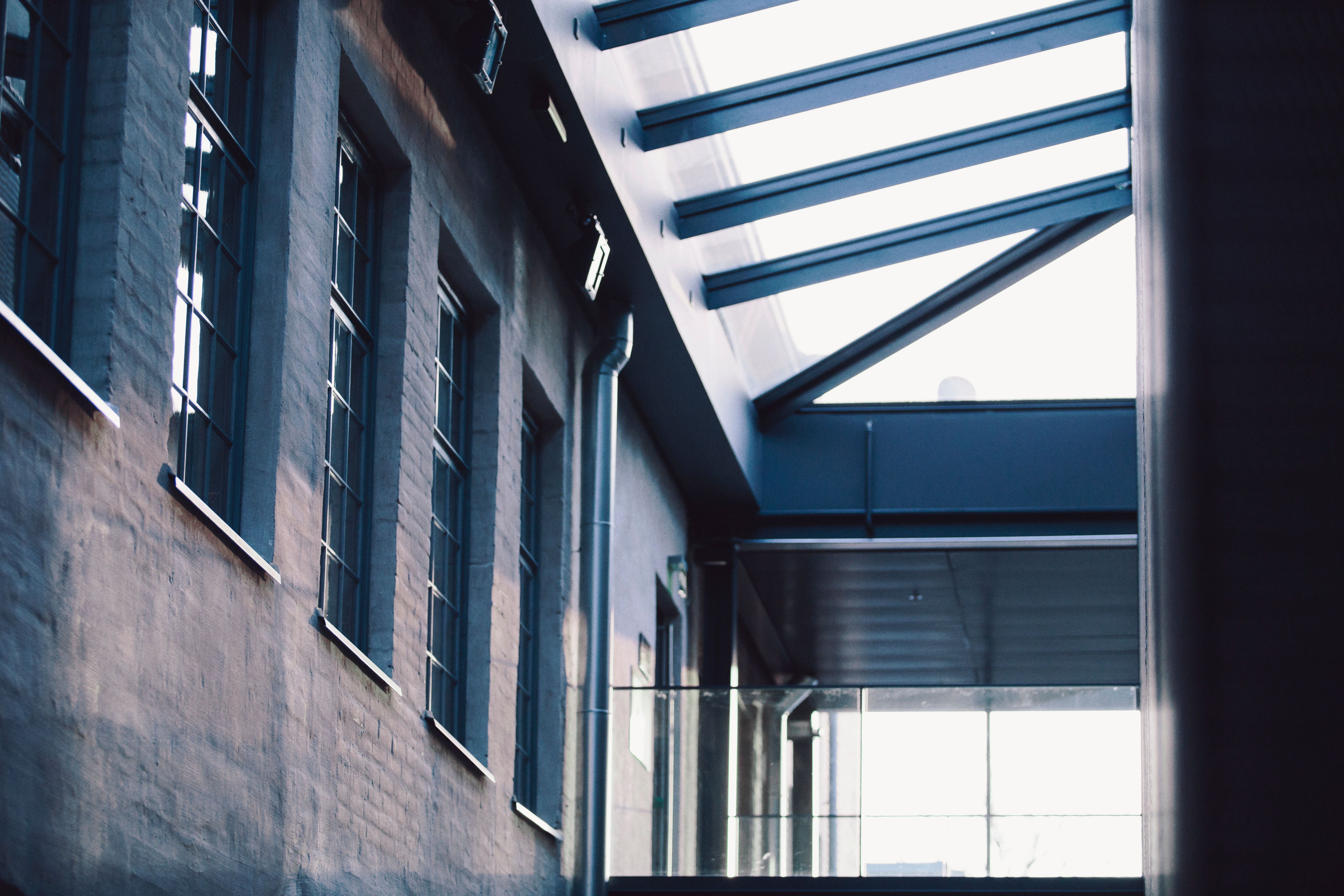 Vägg och innertak i Arken.