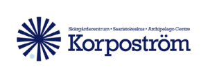 Logotyp med texten Skärgårdscentrm Korpoström.