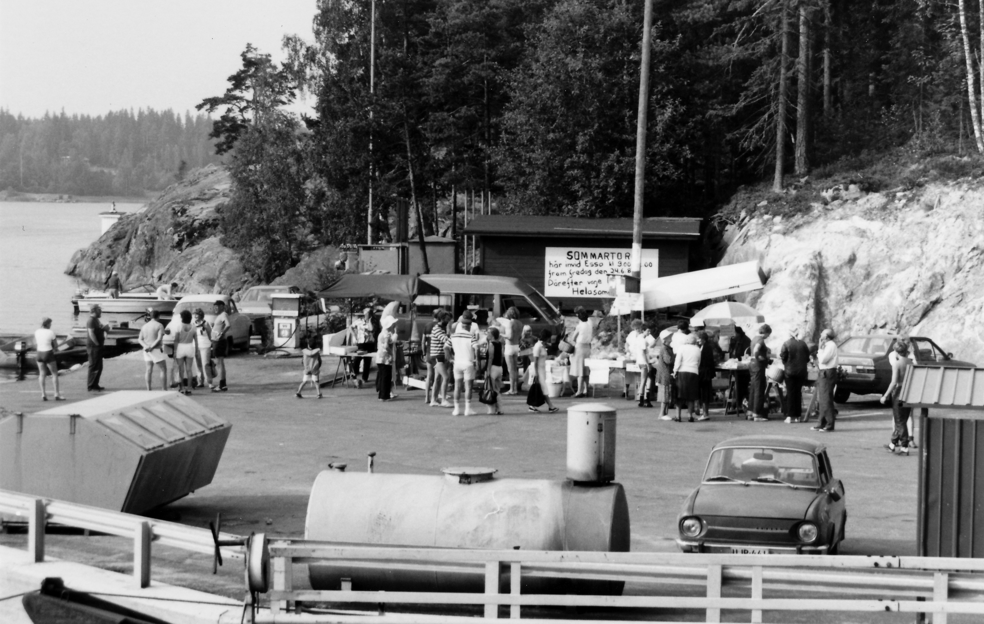 Sommartorg i Barösund