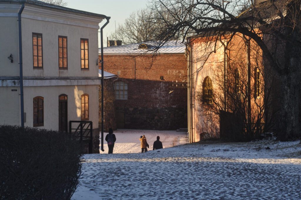 Gamla stenhus på Sveaborg.