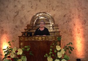 Mia Österlund, installationstal