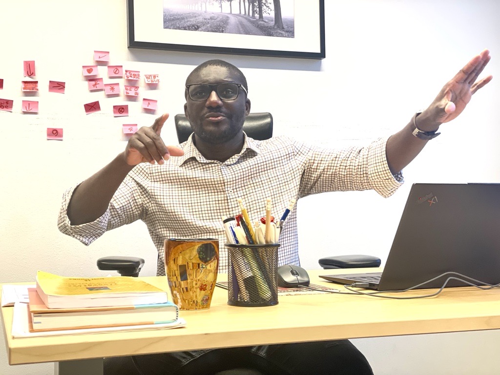 For a more inclusive society, we must start by helping teachers in the classroom – Emmanuel Acquah works for equal education for all – Åbo Akademi