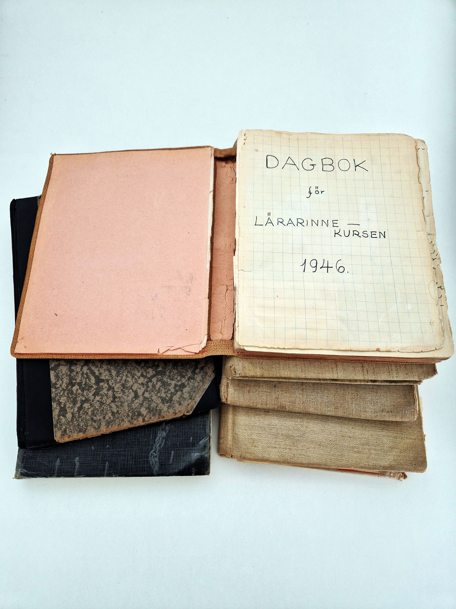 Unique letter diaries form the basis of new research project on homemakers’ friendships