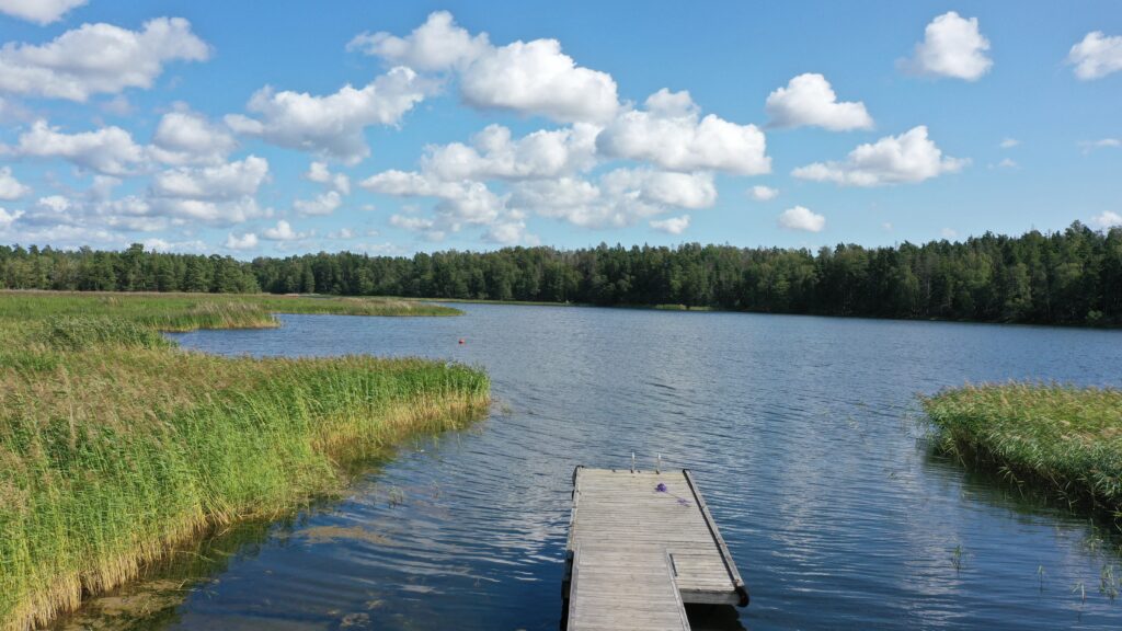 Vatten, brygga, Husö